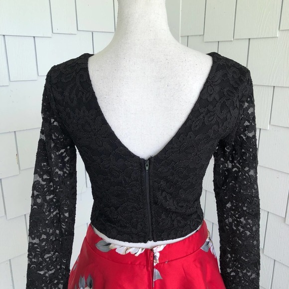 City Studio Women's Black/Red Top/Skirt Two Piece Mix & Match Set sz Jr's 3 - Picture 8 of 8